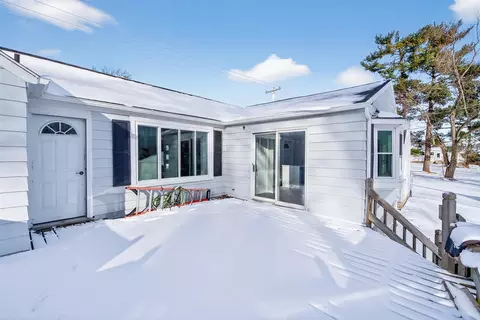 Exterior - 329 E Main, Spring Arbor, MI 49283 photo 5 of 9