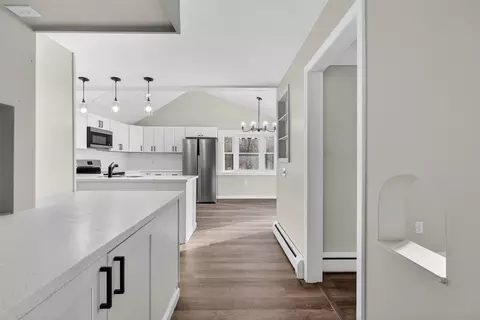 Entry Way - 329 E Main, Spring Arbor, MI 49283 photo 1 of 4