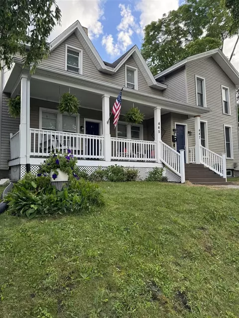 447 2nd, Manistee, MI 49660