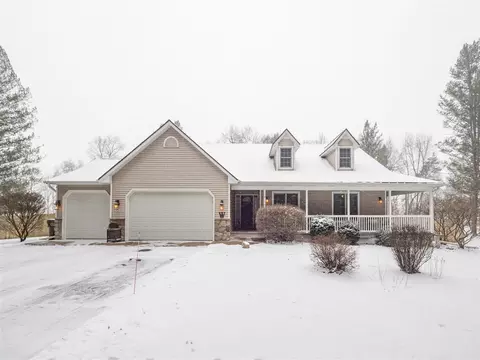 47178 Woodfield, Mattawan, MI 49071