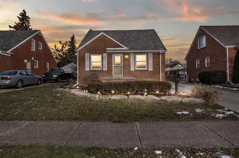 264 George, Trenton, MI 48183