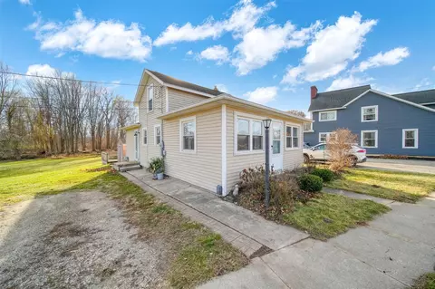 313 Monroe, Brooklyn, MI 49230