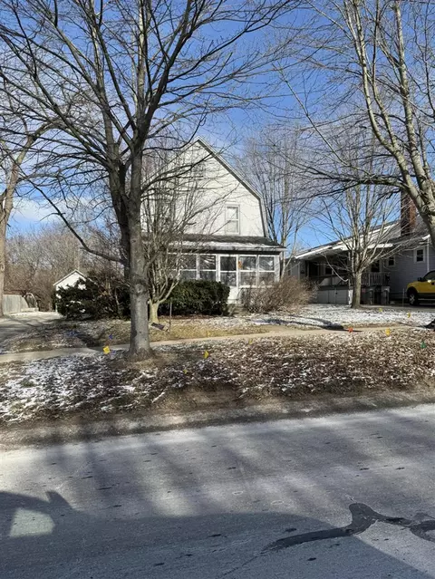 421 E Main, Fennville, MI 49408