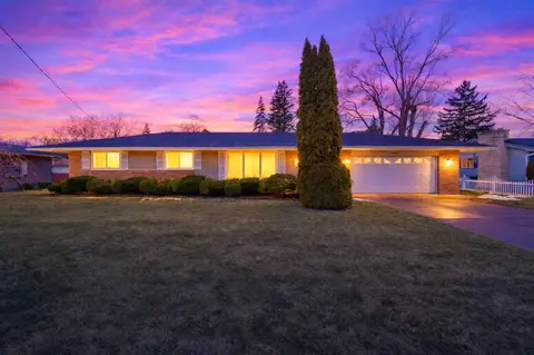 3172 Mysylvia, Saginaw, MI 48601