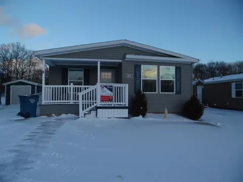 3995 Sherwood Lks, Jackson, MI 49201