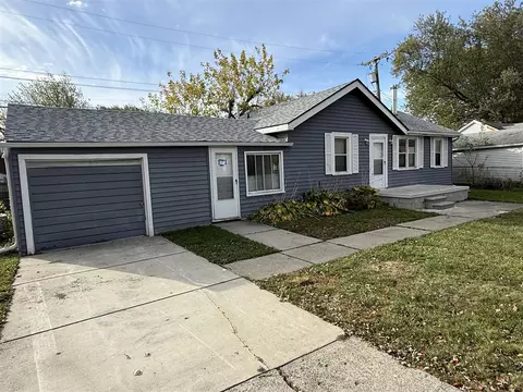 14936 Alberta, Warren, MI 48089