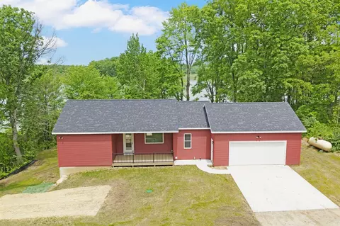 11582 M-60, Three Rivers, MI 49093