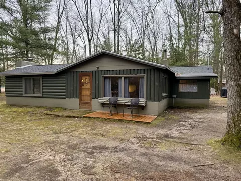 7139 W 5 Mile, Irons, MI 49644