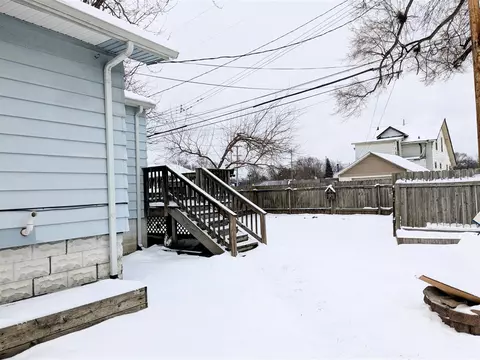 Exterior - 4635 Elizabeth, Wayne, MI 48184 photo 9 of 11