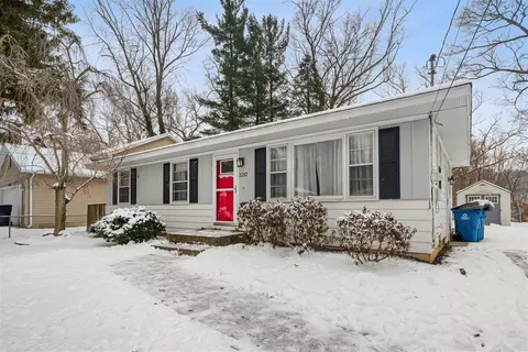 2252 Floyd, Wyoming, MI 49519