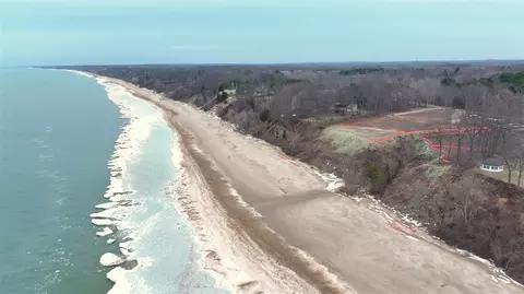 Undisclosed, South Haven, MI 49090