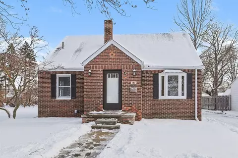 127 Madelon, Belleville, MI 48111