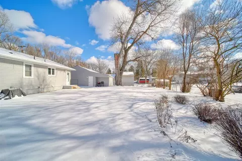Exterior - 335 Prairie, Jackson, MI 49203 photo 7 of 10
