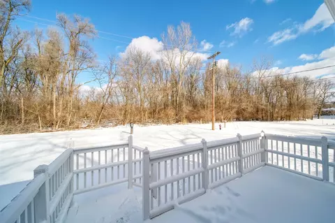 Exterior - 335 Prairie, Jackson, MI 49203 photo 3 of 10