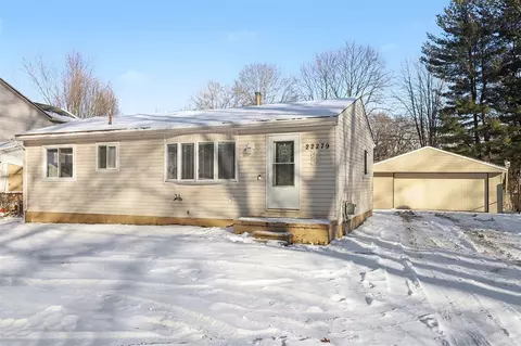 22279 Bohn, Belleville, MI 48111