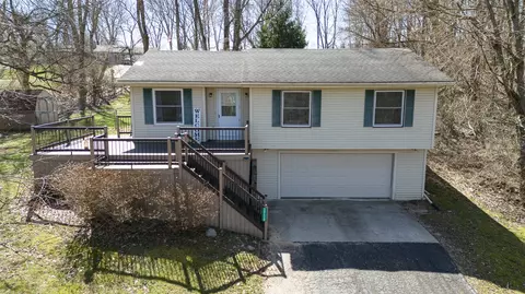 58420 Sunset Shrs, Three Rivers, MI 49093