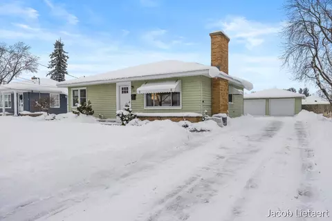 1331 Ellsmere, Grand Rapids, MI 49505