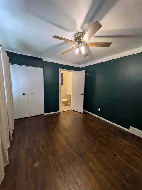 Bedroom - 18429 Stephens, Eastpointe, MI 48021 photo 3 of 3