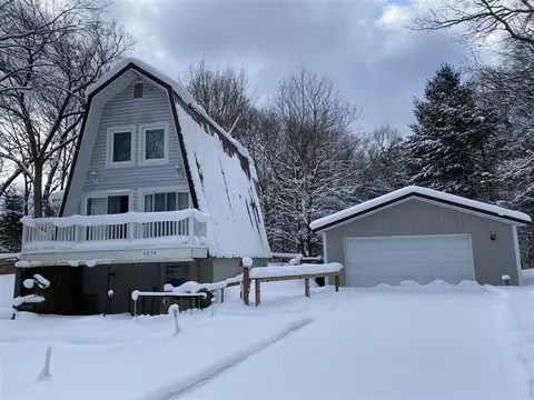 6859 Clover, Twin Lake, MI 49457