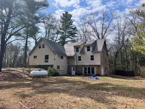 3767 Monroe, Allegan, MI 49010