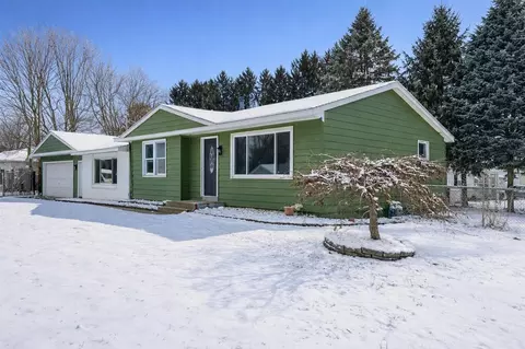 233 Washington, Plainwell, MI 49080