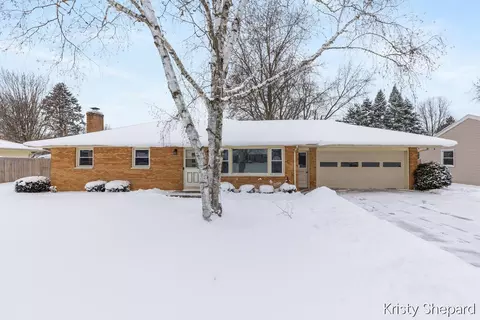 6348 Westchester, Portage, MI 49024
