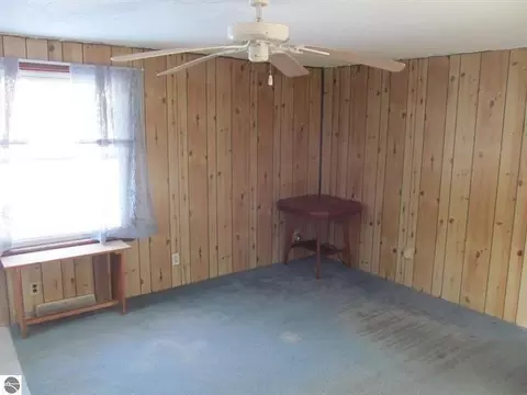Living - 17166 50th, Marion, MI 49665 photo 2 of 2