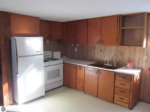 Kitchen - 17166 50th, Marion, MI 49665 photo 1 of 1