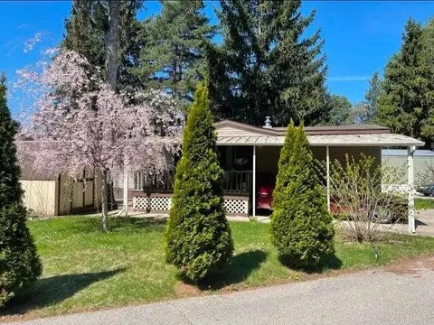 3 Riverview, Saint Louis, MI 48880