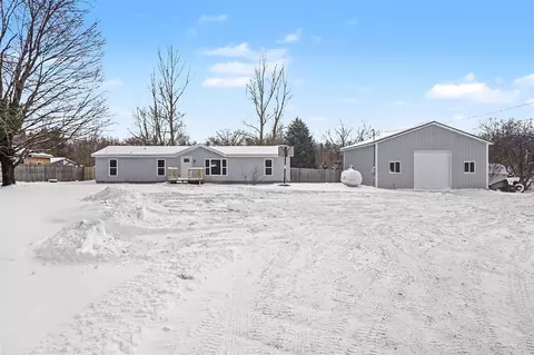 5900 E 36th, White Cloud, MI 49349