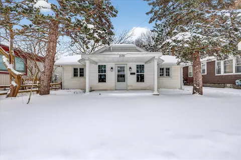 2138 Edgewood, Grand Rapids, MI 49505