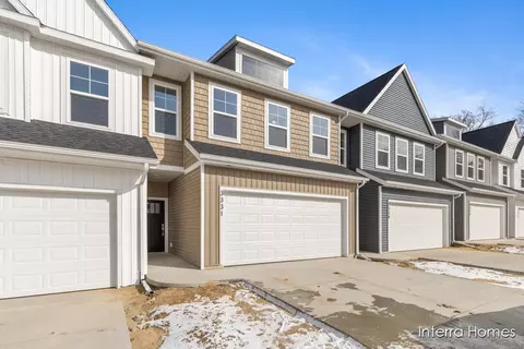 3331 Kings Riv #44, Wyoming, MI 49418