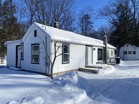 558 Cyrus, Ionia, MI 48846