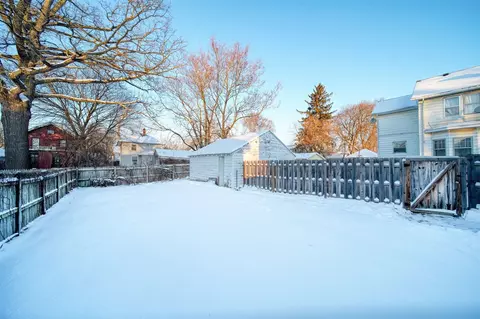 Exterior - 330 N West, Jackson, MI 49201 photo 9 of 11