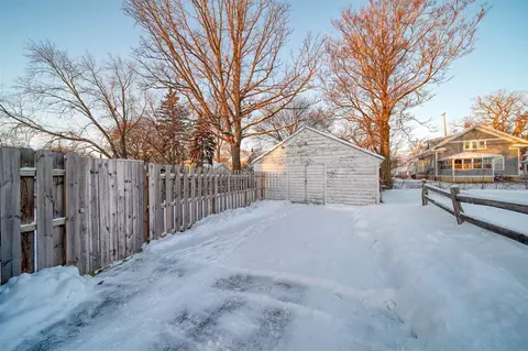 Exterior - 330 N West, Jackson, MI 49201 photo 6 of 11