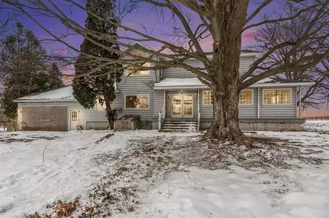 8600 Garr, Berrien Springs, MI 49103