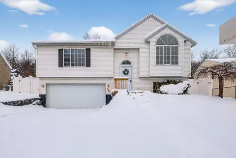 145 Rollingwood, Rockford, MI 49341