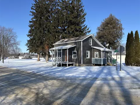 604 W Front, Burr Oak, MI 49030