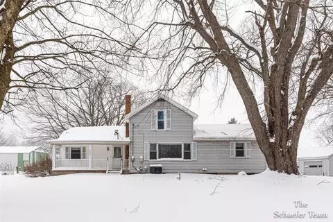 4885 Gavin Lk, Ada, MI 49301