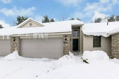 2314 S Highland Vw, Grand Rapids, MI 49506