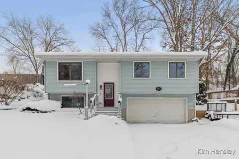 4172 Huntington, Grand Rapids, MI 49525