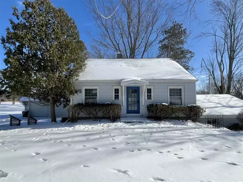 5949 Draper, Jackson, MI 49201