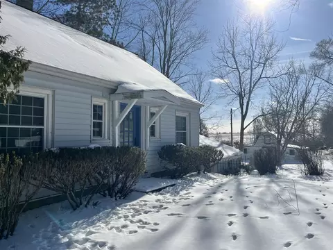 5949 Draper, Jackson, MI 49201 photo 2