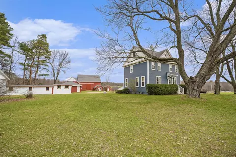 5233 124th, Fennville, MI 49408