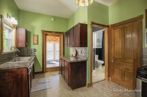 Kitchen - 917 S S Brg, Belding, MI 48809 photo 7 of 9