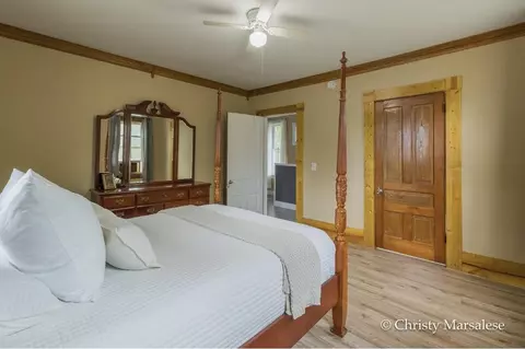Bedroom - 917 S S Brg, Belding, MI 48809 photo 9 of 16