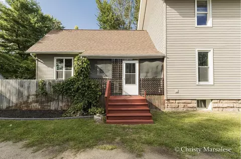 Exterior - 917 S S Brg, Belding, MI 48809 photo 2 of 15