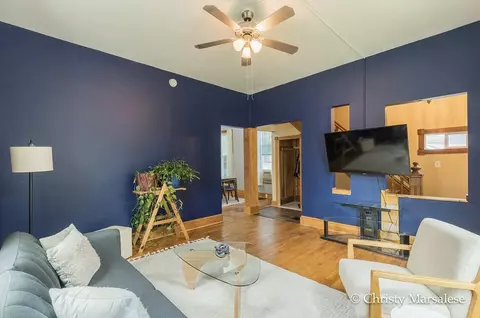 Living - 917 S S Brg, Belding, MI 48809 photo 2 of 4