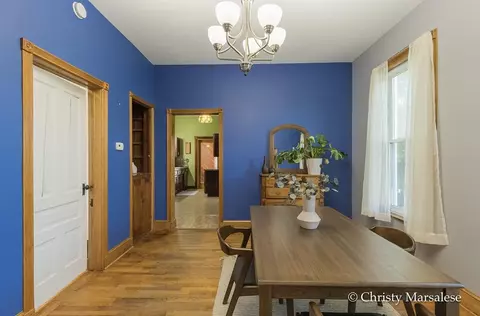 Dining - 917 S S Brg, Belding, MI 48809 photo 2 of 6