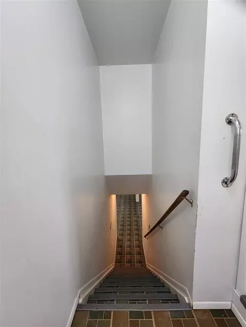 Entry Way - 15447 Anthony, Romulus, MI 48174 photo 4 of 4